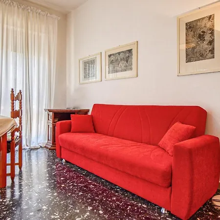 Apartment Awesome In Viareggio